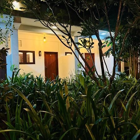 Double Mango Villa Katunayake Exterior photo